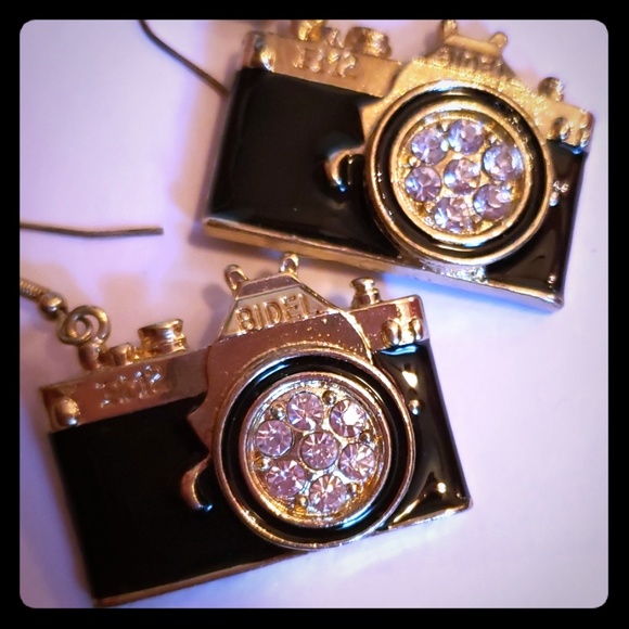 Jewelry - 💋3 for $10💋 Camera Earrings in Black & Gold